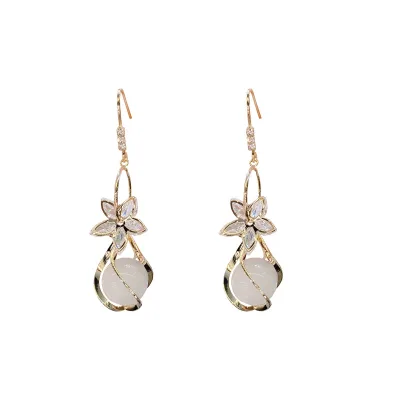Vintage EarringsEarrings Female New Temperament with High-level Sense of Earrings Zirconia Flowers Eas Eye Stone Earrings