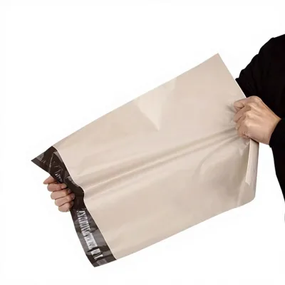 Milky White Poly Mailing Bags Roll Pack Opaque Plastic Shipping Envelopes for Clothing Wholesale Manufacturer