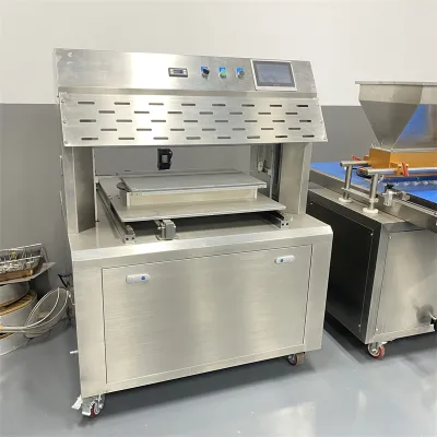 Vertical Cake Cutting Machine, Circular Cake Cutting Machine, Cake Decoration Cutting Machine