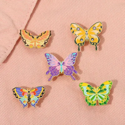 New Insect butterfly Badge High Quality Exquisite Brooch Clothing Decoration Pin