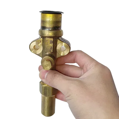 THERMO KING 661916 VALVE - Suction,MD/T600/T800/T1000 Original Parts for the Truck Refrigerator System