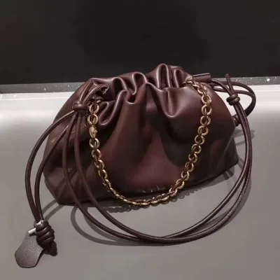 Wholesale PU Soft Surface Fashion Chain Custom Logo Personalized Customization Women's Crossbody Bag with Inner Compartment