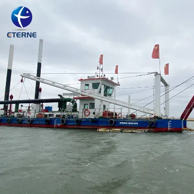Fully Hydraulically Driven Dredger, Stable Operation and Agile Handling, Leaves No Residue After Bottom Dredging.