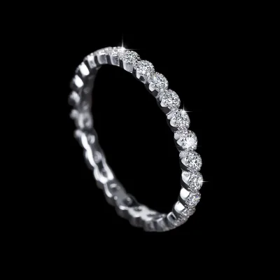 In Stock Fashion Simple 925 Sterling Silver Rhodium Plated Romantic Single Row Geometric Shape Claw Set Moissanite Women's Rings