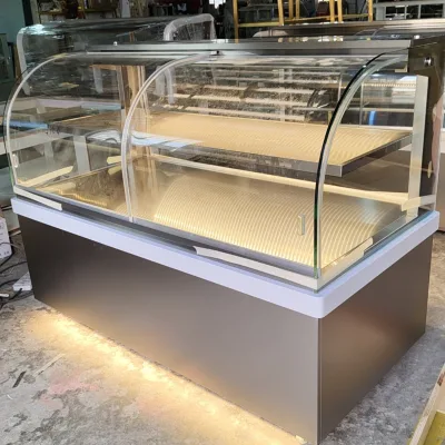 cake hot showcase