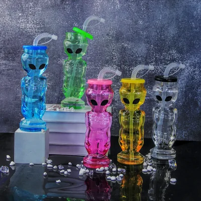 Alien Shaped Yard Cup with Lid Disposable Plastic Cup for Party Carnival Use Customized Logo Wholesale