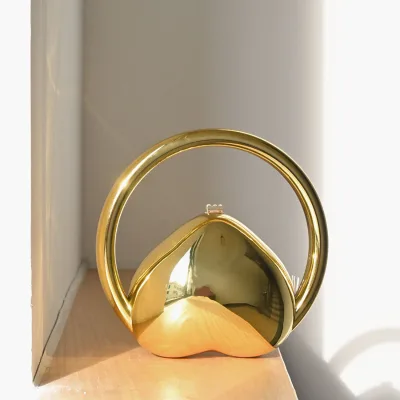 Mirror Surface Inverted Heart-shaped Circular Handle Bag Personalized Designer Metallic Luster High-end Acrylic Banquet Bag