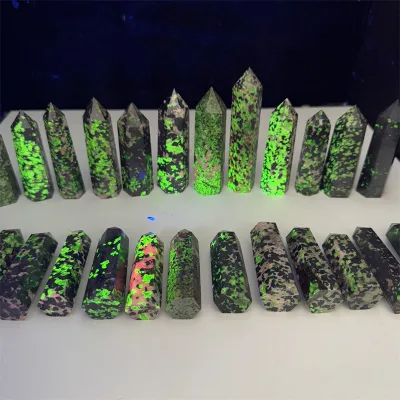 Popular Design Crystal Gemstones High Quality Crystal Tower Natural Willemite Points for Gifts