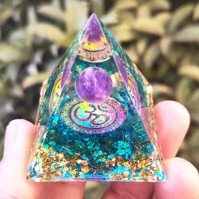 New Planet Crystal Pyramid Small Toy Stone Glue Resin Furniture Office Desktop Trinket