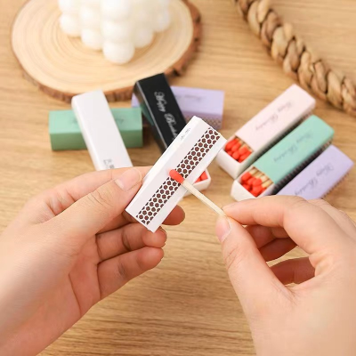 Boxed Customized Color Windproof Safety Matches with Long Burning Time Retro Exquisite Texture Birthday Holiday Gift