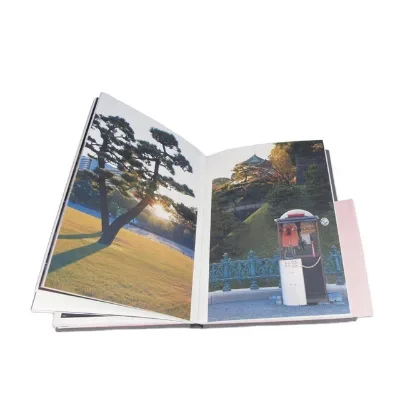 Custom Service Perfect Binding Hardcover Travel Photo Books Printing with Offset Paper and Cardboard
