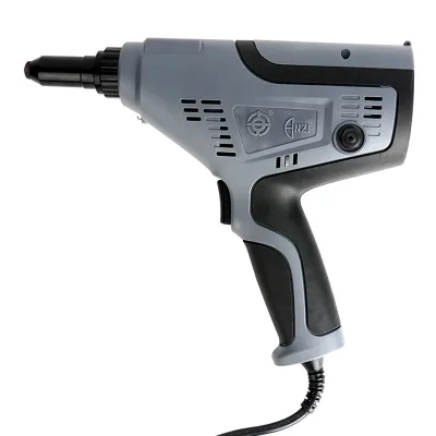 Plug-in portable riveting gun, core-pulling, automatic nail retraction and