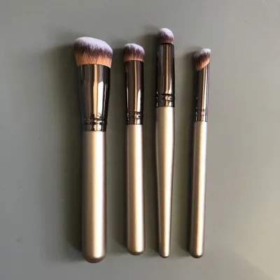 4pcs Density Makeup Brush Set Wood Handle Synthetic Hair Starter Make up Brushes Dense Buffer Brush Blend Makeup Look