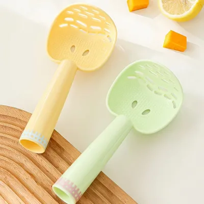 4-in-1 Multifunctional Kitchen Spoon Masher Rice Paddle Egg Strainer Food Grinder PP Plastic Cooking Utensil 2 Colors