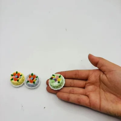 Dollhouse Mini resin cake decoration