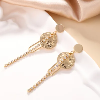 KITI Gold Round Link Earrings with Crystal Detailing Sophisticated Jewelry for Women