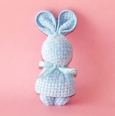 30*30 cm Bunny Towel Compressed Coral Fleece Woven Technique Wedding Gift Decoration for Teens Home Use