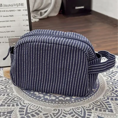 Japanese Style Striped Students Large Wash Bag with Zipper Closure Easy to Carry Portable Outdoor Travel Cosmetic Storage Bag