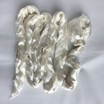 100% Mulberry Silk Tops Roving White