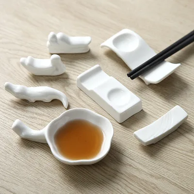 Hot Sale Custom logo Plain White Porcelain Chop Stick and Spoon Stand Chopstick Rest Ceramic Chopstick Holder