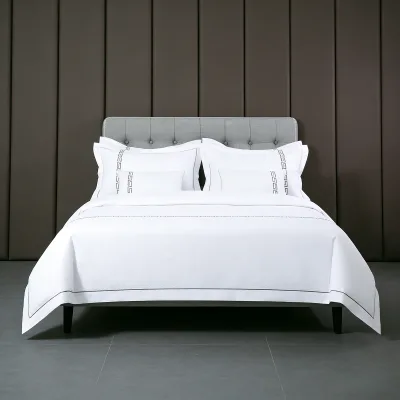 100% Cotton 200TC Fabric Embroidery Design Duvet Cover Pillow Case Bedding Set Soft Breathable Customizable Grade European