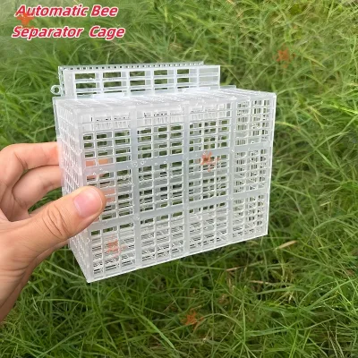 Beekeeping Equipment Multifunction Automatic Bee Separator Cage Transparent, Anti-escape Isolation Bee Tool Queen Rearing Cage