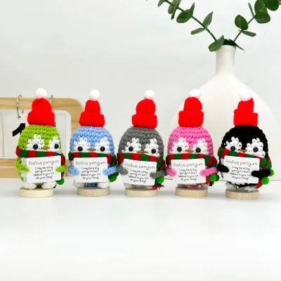 Handmade Crochet Christmas Penguin Couple Doll Cute Knitted Yarn Toy Holiday Decoration Gift Wholesale