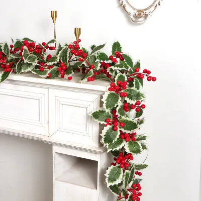 Artificial Christmas Tree Green Faux Leaves Red Fruit Vine Artificial Flower Garland for Decoration