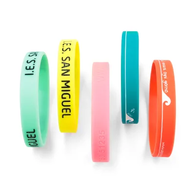 Custom Engraved Text Logo Glowing Bracelet En Silicone Wristbands Custom Rubber Wrist Band Bracelet for Engraving