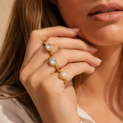 Fashion Women's Zirconia Exquisite Finger Ring Luxury Geometric Teardrop-shaped Stainless Steel Ring Factory Wholesale