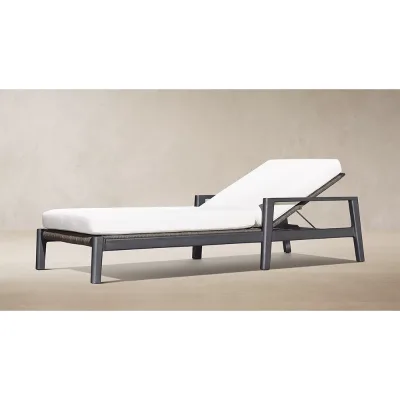Light Luxury Outdoor Chaise Lounge, Aluminum Frame Weatherproof Rattan Recliner With Cushion for Villa Hotel Garden Patio