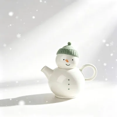 Snowman Ceramic Tea Pot White Porcelain Teapot With Handle Spout Creative Winter Tabletop Coffee Server Pot for Afternoon Tea