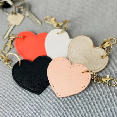 1PCS Women Leather Heart KeyChain Fashion Leather Heart Shape Keychain Car Key Holder Home Key Ring Charm Bag Car Pendant Gift