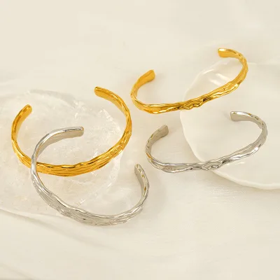Simple Irregular Lava Bracelet Fashion Adjustable Opening Arm Ring Vintage Boho Arm Ring for Women Girls Summer Beach Gift