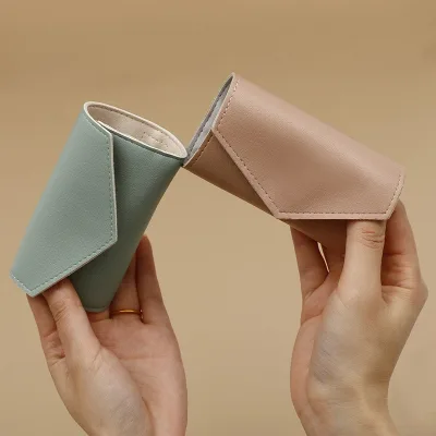 Custom Creative Portable PU Small Roll Organizer Individual Storage Gift Box for Earrings Necklaces Snap Jewelry Container