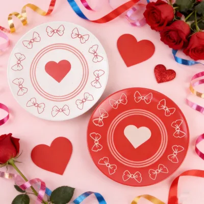 Wholesale Eco-Friendly Valentine's Day Series Porcelain Plates Wedding Customized Salad Plates Banquet Ceramic Plates