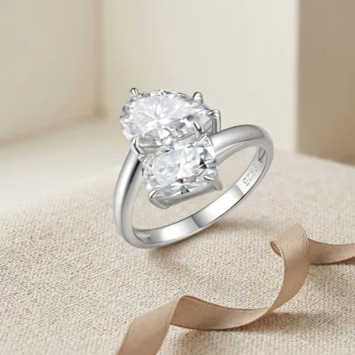 Support Customized 925 Sterling Silver Twin Stones Statement Jewelry 4ct Pear Cushion Twist Band Vvs Moissanite Engagement Ring