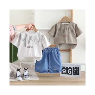 New Summer Collection Stylish Boys' Two-Piece Canvas Clothes Printed Letter Crewneck Top and Shorts for Kids