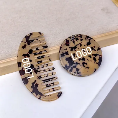 Best-selling Anti-static Cute 4CM Acrylic Folding Pocket Mirror Portable Washroom Mirror Comb Set