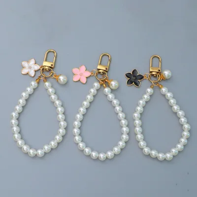 Women's Beaded Pearl Flower KeyChain Car Bag Purse Headphone Mobile Phone Lanyard Straps Chains Chains Wristlet Pendant Jewelry