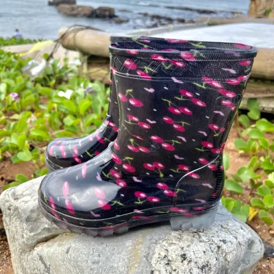 Hot Sales Waterproof Anti-Slippery Hard-Wearing PVC Work Rain Boot for Children White with Camouflage Heel for Summer