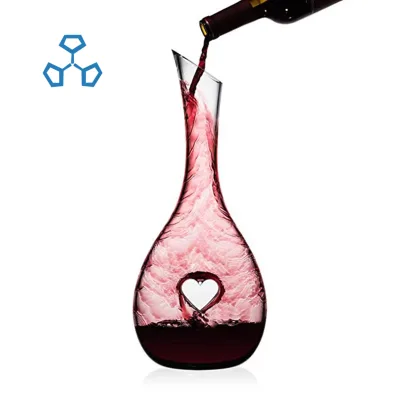 Classic Western Art Style Hand Blown Lead-Free Crystal Glass Heart Shaped Red Wine Decanter