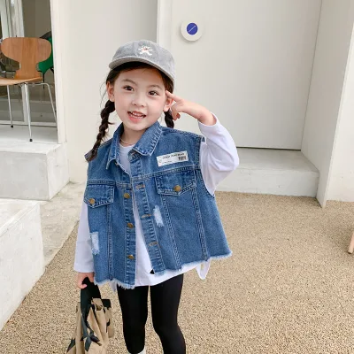 2021 New Autumn Baby Toddler Girl Turn Down Collar Letter Printed Patched Denim Vest 2-7T