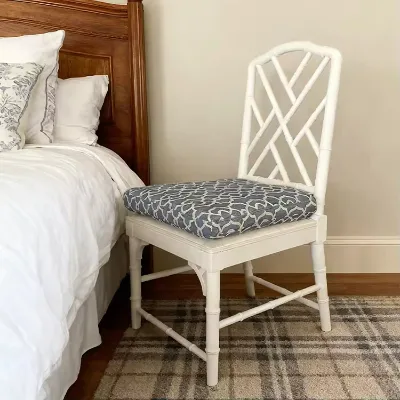 Modern French Design Solid Wood Stackable Upholstered Dining Chair for Wedding Party and Hotel Use