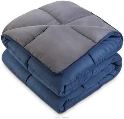 Wholesale Hotel Customized Luxury Quilted Quilts Comforter Microfiber King Size Bed Hot Sale Duvets & Down Comforters