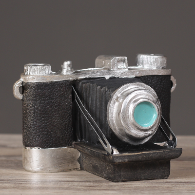 Resin Material Vintage Artifacts Antiques Figure Furniture Statues Crafts Retro Camera Model Home Ornament Coffee Bar Decoration