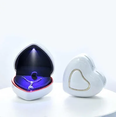 Luxury Romantic Heart Shaped LED Jewelry Box Custom Light Sleeve Package with Gold Stamping Specialty Ring Box