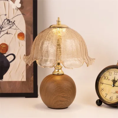 Vintage Ruffled Glass Shade Table Lamp Round Solid Wood/Ceramic Base Bedside Desk Lamp Bedroom Decorative Night Light
