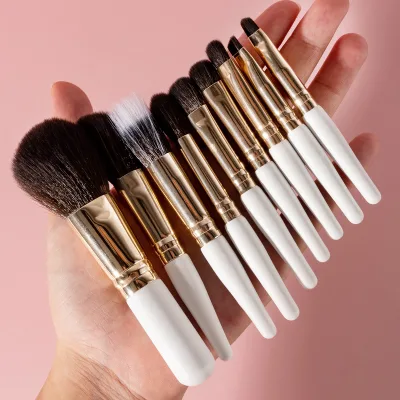 New Arrival Portable Mini Makeup Brush Set Luxury 9pcs Wooden Handle Makeup Brush Set Vegan Make up