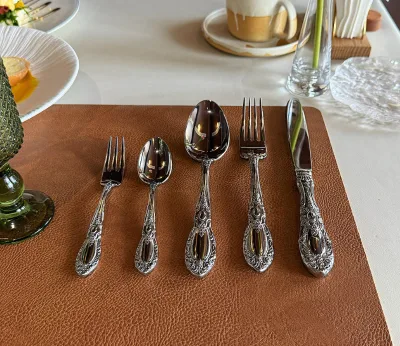 Vintage Embossed Stainless Steel Cutlery Set European Royal Ornate Flatware Silver/Gold Knife Fork Spoon Wedding Hotel